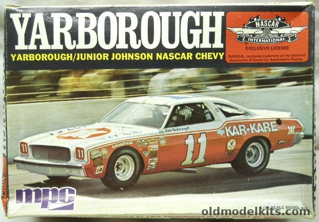 MPC 1/25 Chevrolet Chevelle Laguna Cale Yarborough / Junior Johnson NASCAR, 1-1709 plastic model kit